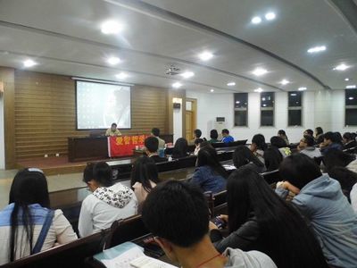 文化自信與時(shí)代新人 政治學(xué)院“國(guó)學(xué)推廣行”系列活動(dòng)側(cè)記